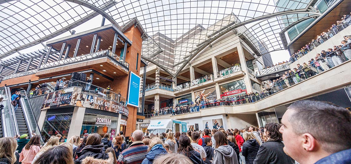 Ou Cabot Circus destination with a concert in progress.
